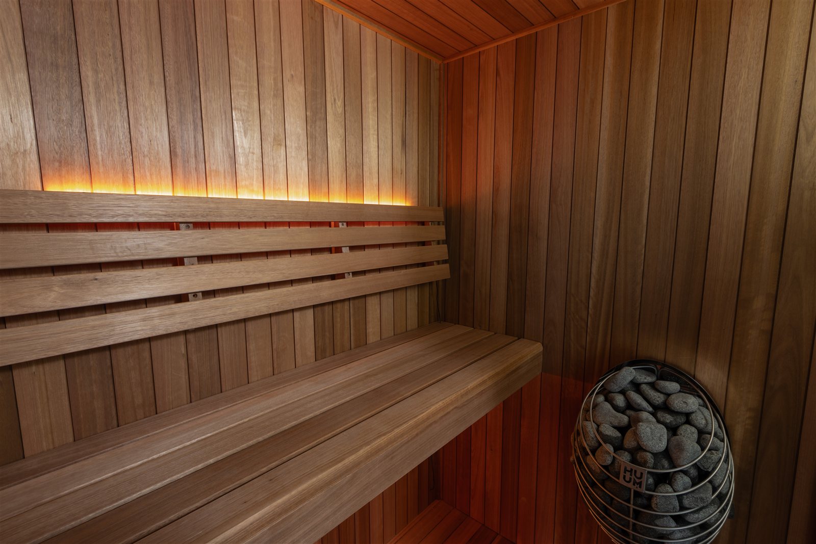 Leisurecraft CT Element Loft interior with electric heater